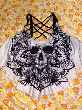 BOHO SKULL BIKINI TOP Hi-Lo Handkerchief & Lattice Front DRESSFO Black White Red
